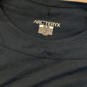 Navy Arc'teryx shirt